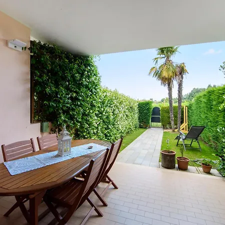 I Vigneti Del Garda Apartment *